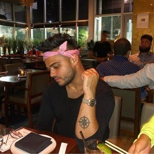 Meet your Posher, Jonathan